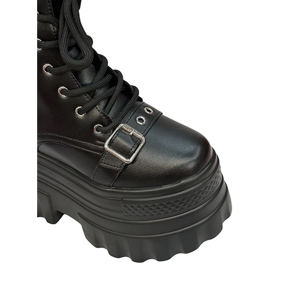 CHAIN PLATFORM BOOTS