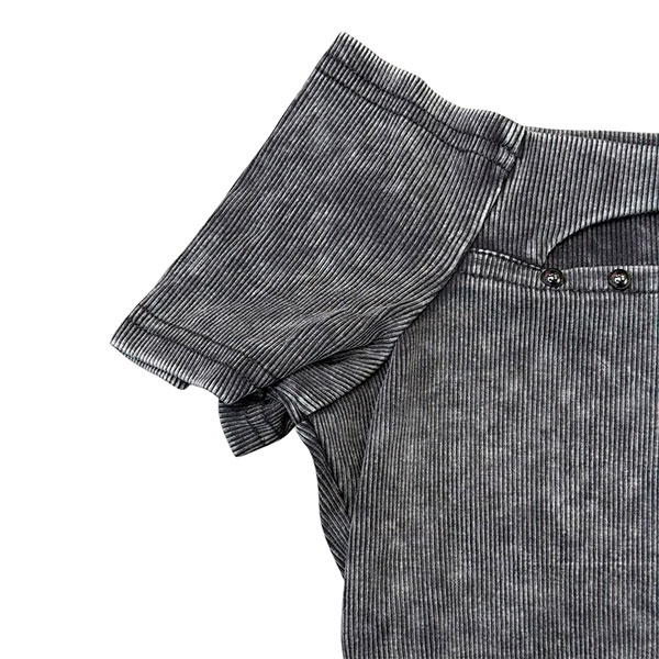 CROSS STUDS PIGMENT TEE