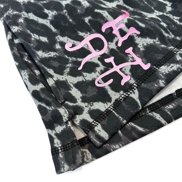 LSK PINK SKULL FLEECE SHORT