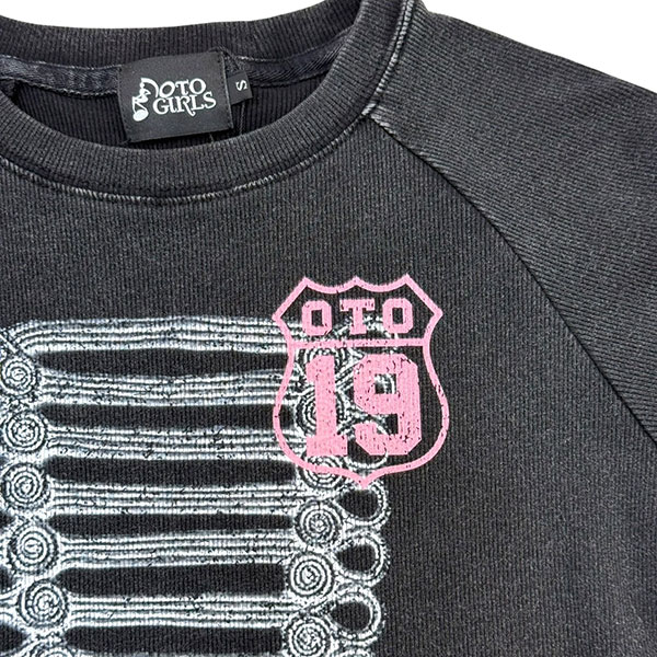 OTO19 TEE