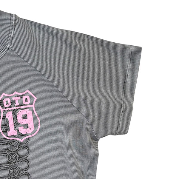 OTO19 TEE