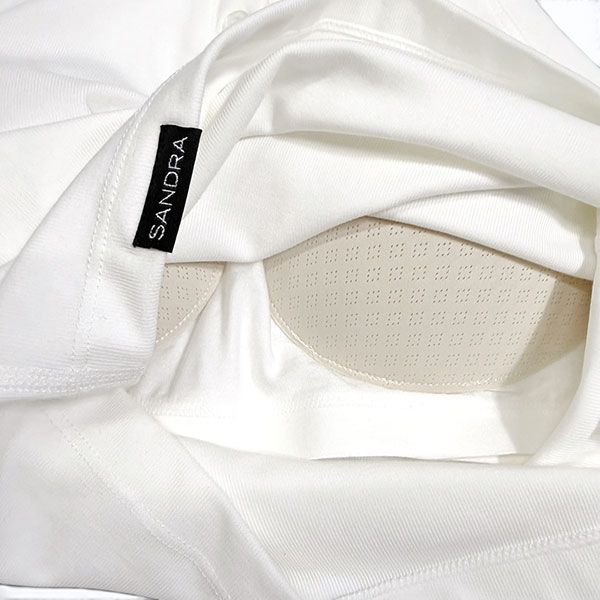 PLATE SLEEVELESS POLO