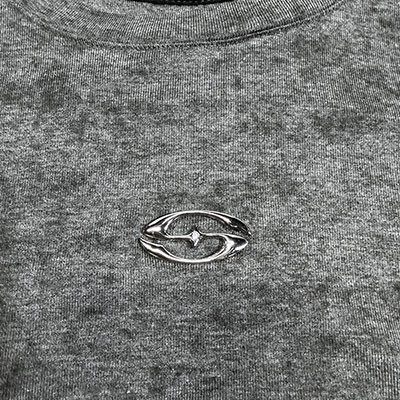 CROSS BELT STUDS T-SHIRT